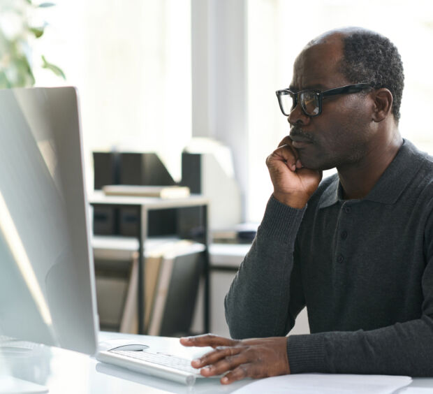 Man using a computer